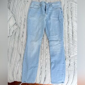 American Threads Light Wash Skinny Jeans